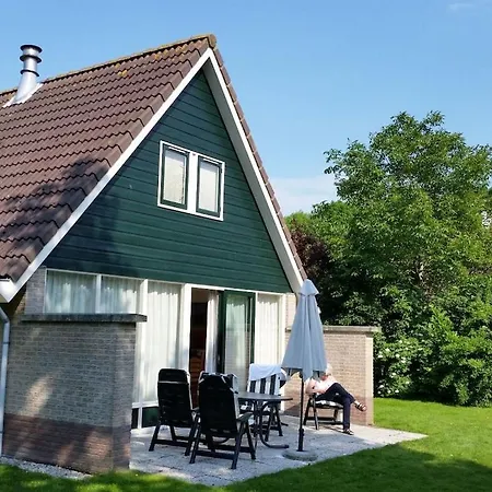 With 3 Bedrooms Ferienhaus